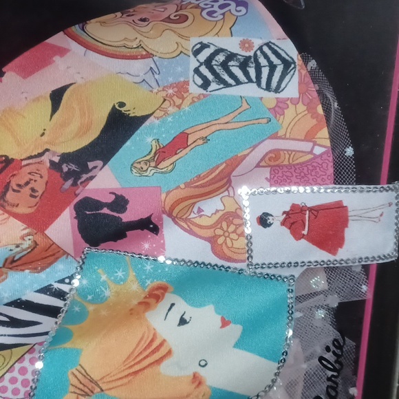 2008 Barbie Generation of Dreams 50 Doll  Colorful Statement Gown Mattel #R7232 - Picture 6 of 14